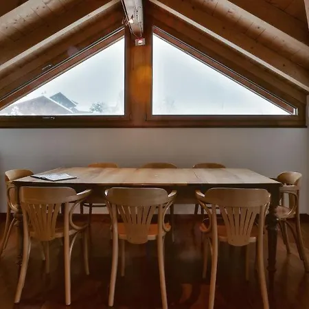 アパート Sleeps 6 Wifi T031295 *
